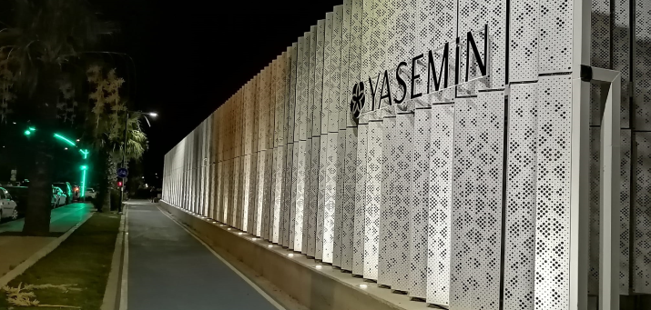 Yasemin Cafe